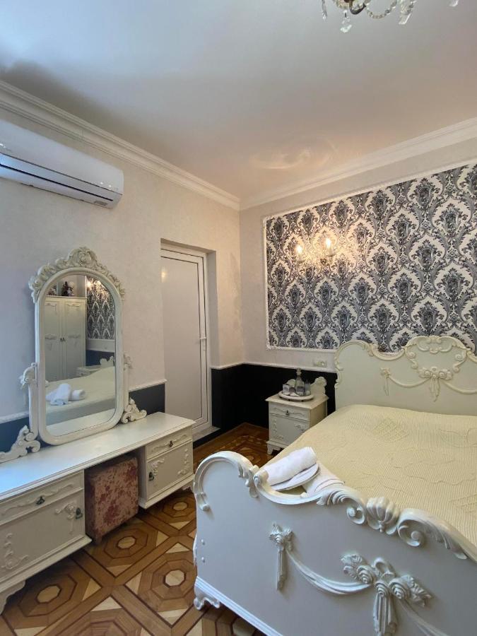 Дом 8 Daire Tiflis Dış mekan fotoğraf
