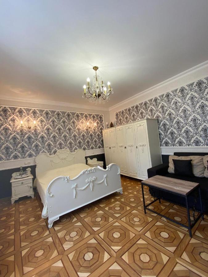 Дом 8 Daire Tiflis Dış mekan fotoğraf